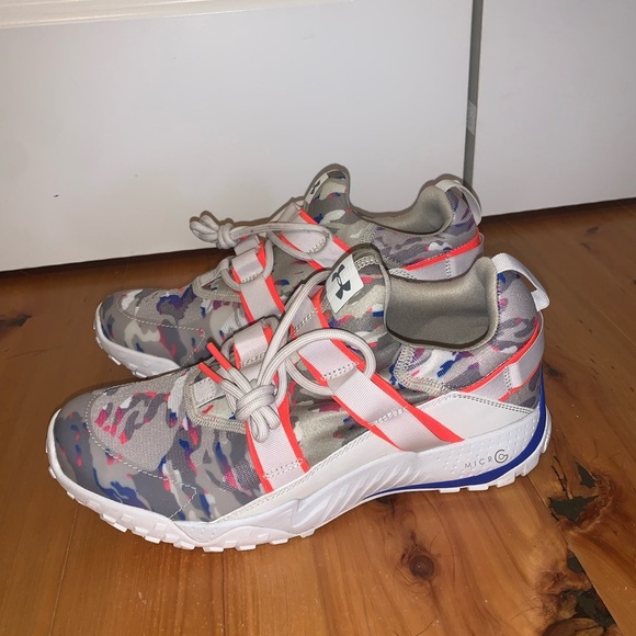 Men’s under armour micro G tennis shoe. NWOT - Picture 3 of 6